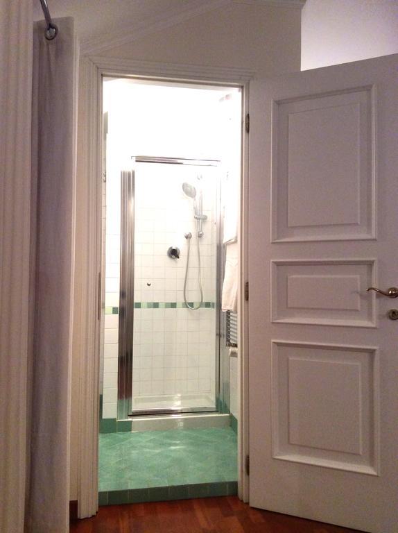 Apartment La Mansarda Alba  Rom bilde