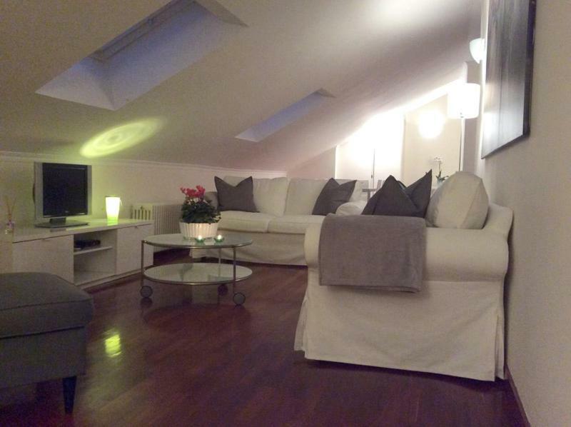 Apartment La Mansarda Alba  Eksteriør bilde